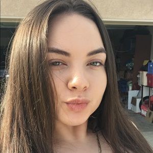 Meet your Posher, Loreana